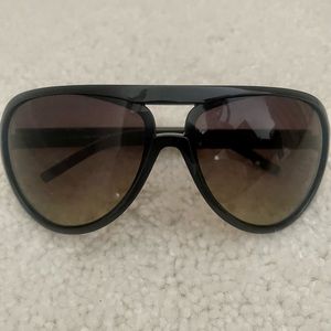 Black Gucci Aviator Sunglasses